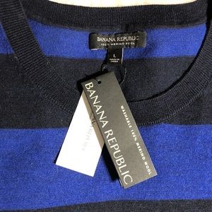 Banana republic black and blue striped wool shirt